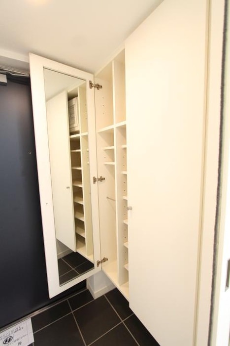 靴箱 プライムア－バン三軒茶屋