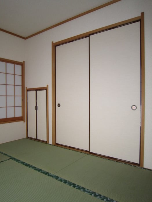 収納 北八朔町貸家