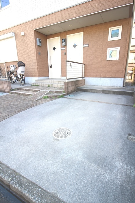 駐車場 サンフラワー