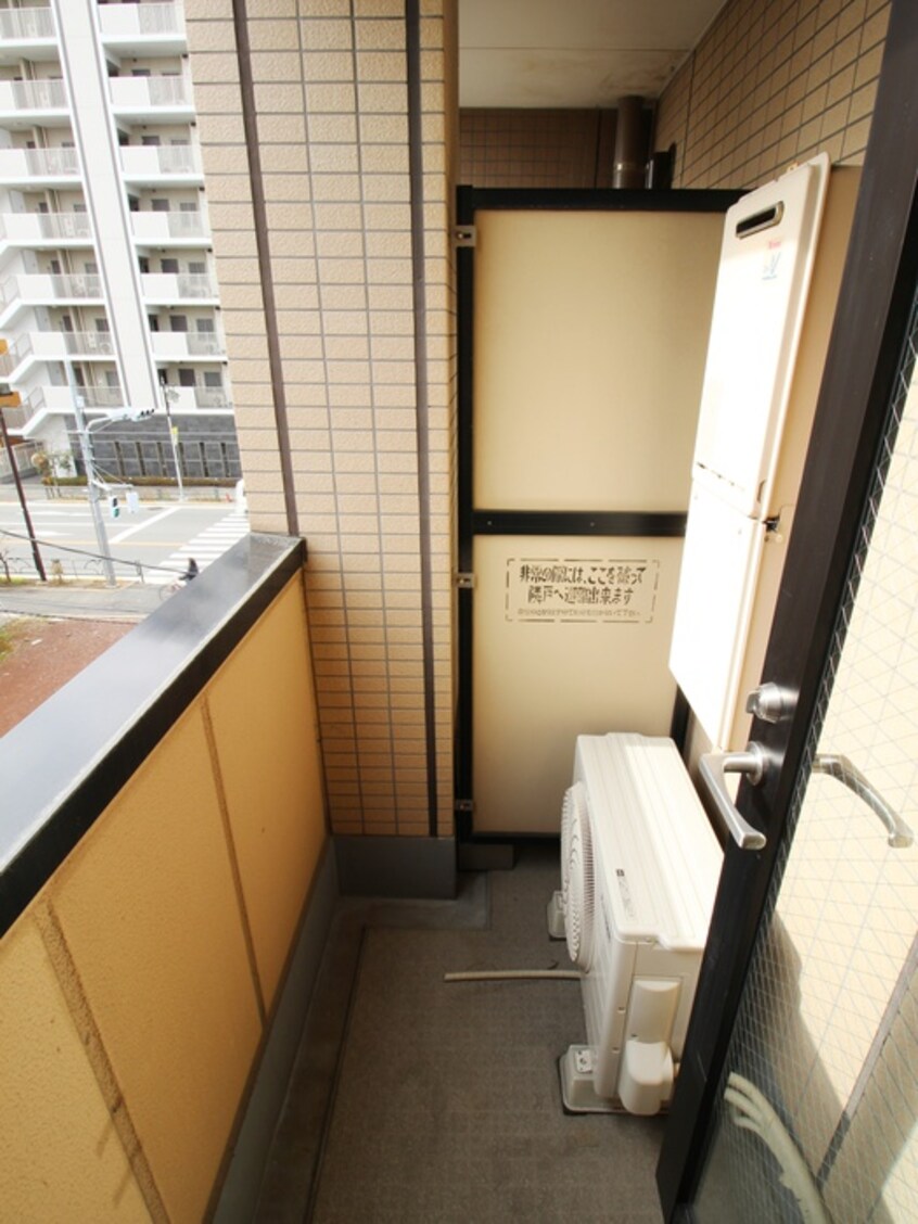 ベランダ・バルコニー マンション倉持