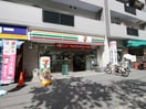 セブンイレブン(コンビニ)まで689m J-ARC白山