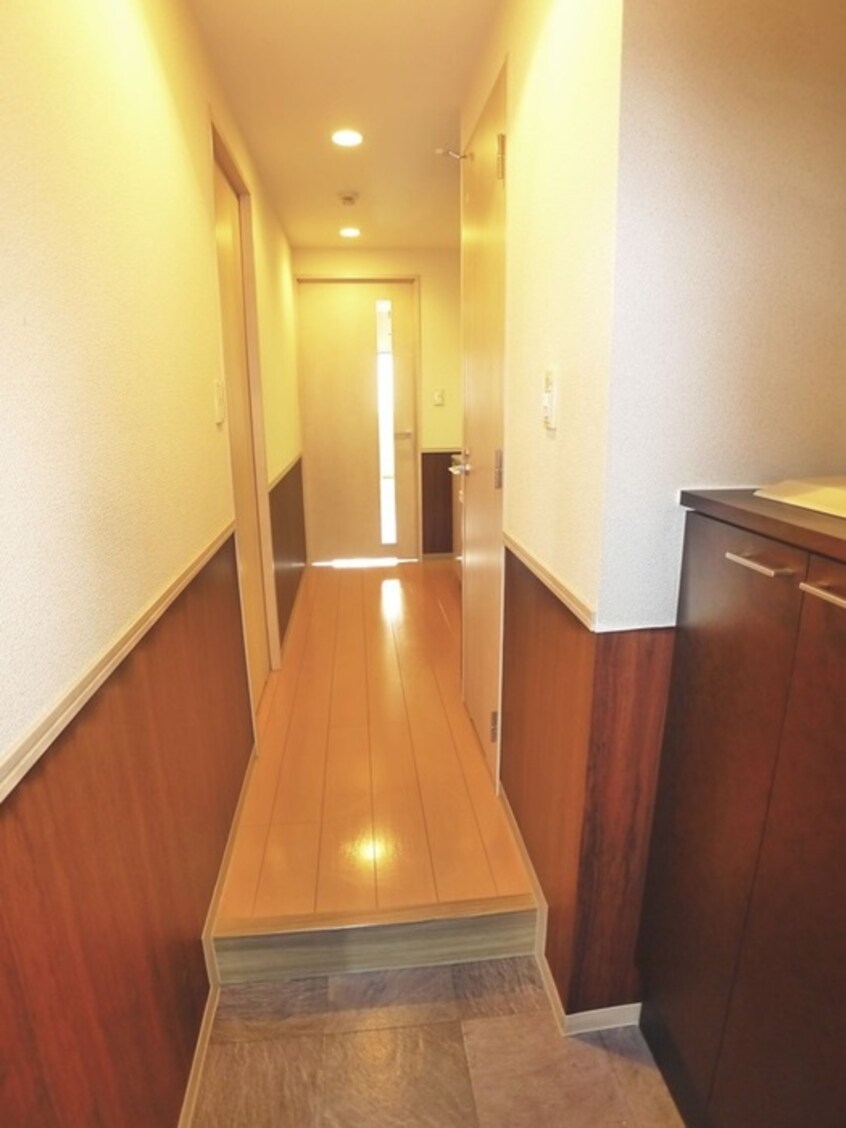 玄関 柏８０８タワ－