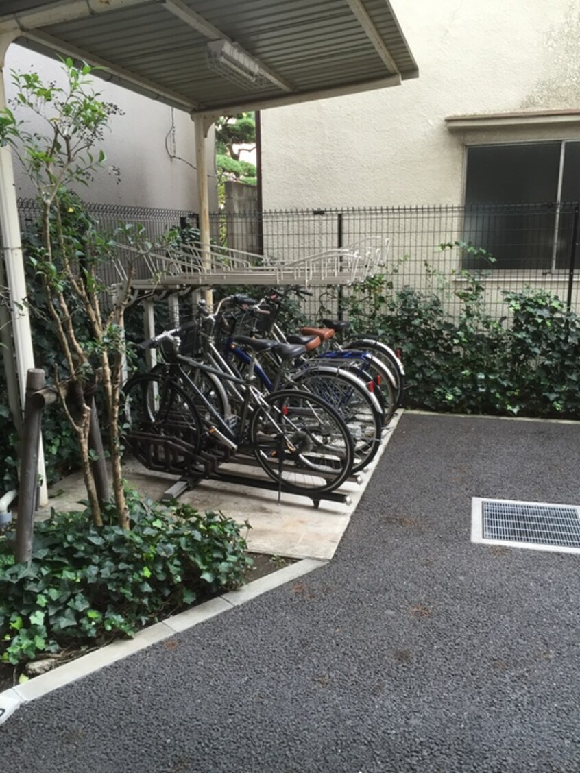 駐輪場 ジョイシティ住吉