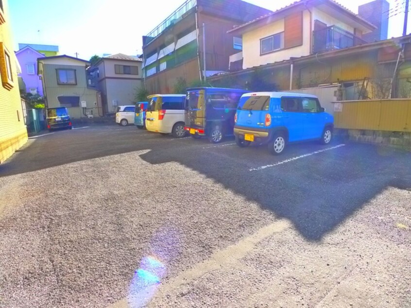 駐車場 プレジデント１