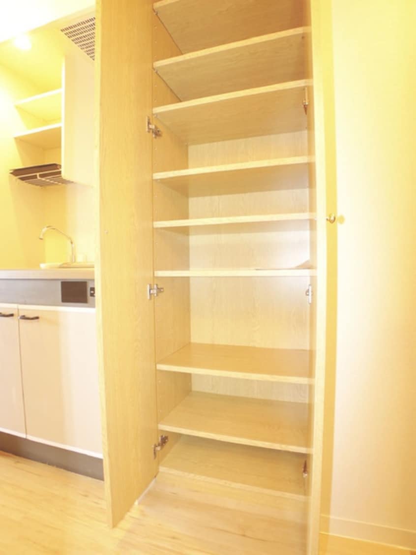 収納 カスタリア西船橋