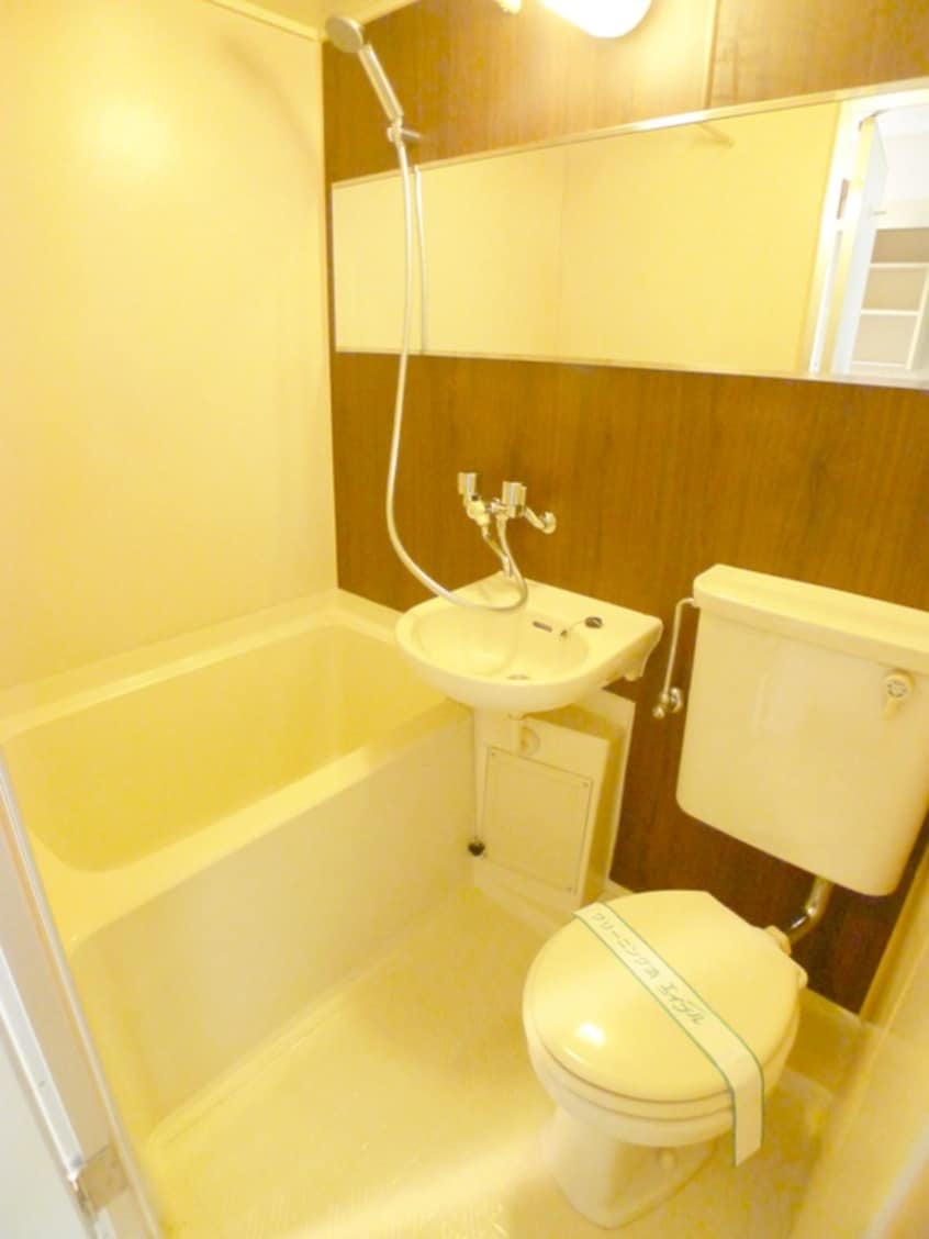 バス／シャワールーム等 メゾン玉川