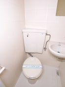 トイレ コ－ポオザキ