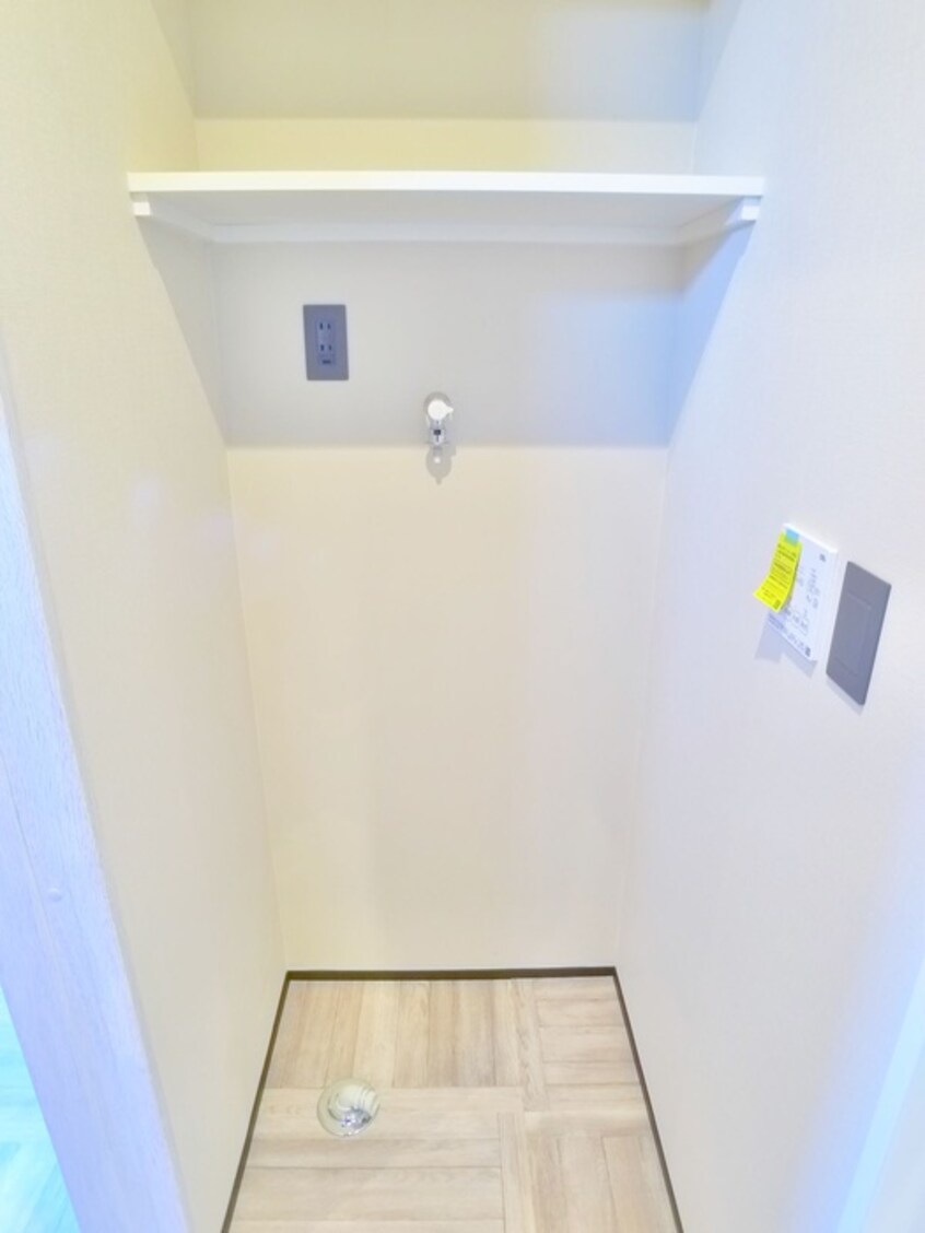 洗濯機置場 フェリシア行徳Ⅱ