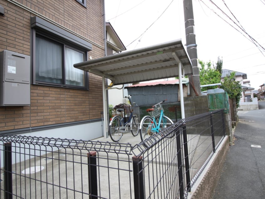 駐輪場 ガーデンハウス
