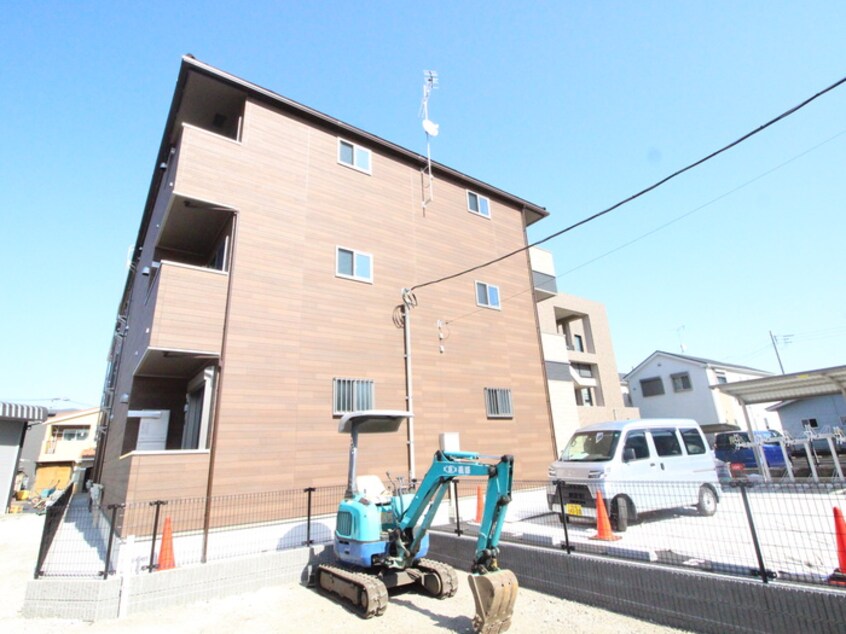 建築中 メゾンシュシュ