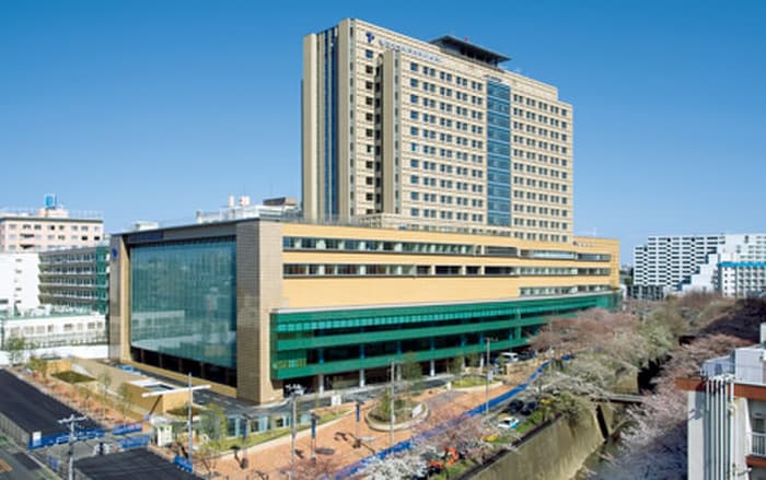 帝京大学医学部付属病院(病院)まで949m エスポアール大和