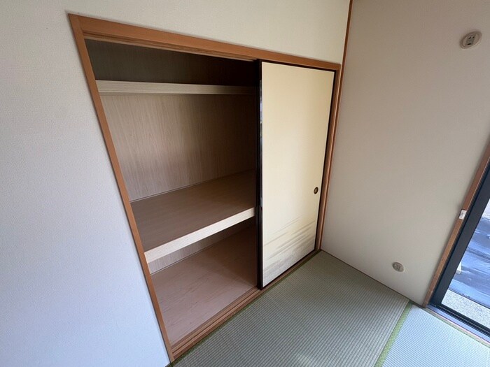 収納 エストゥペンダ希望が丘