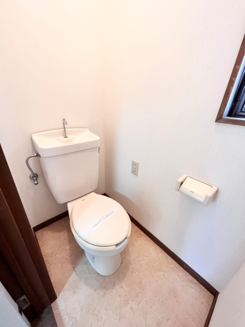 トイレ メゾン関口