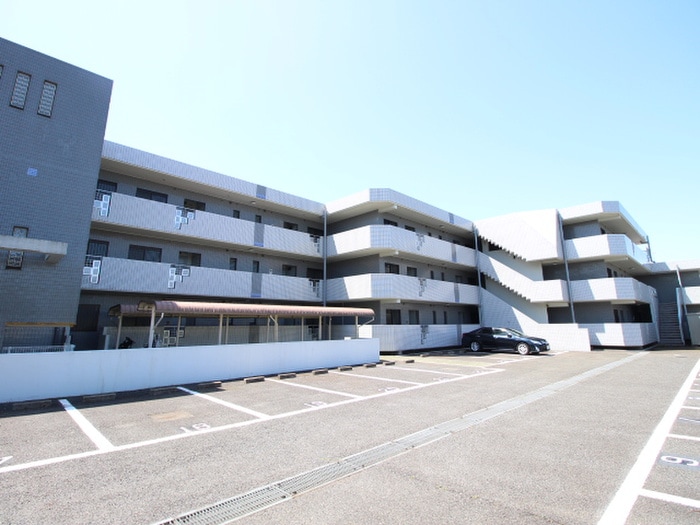 駐車場 フローラコート