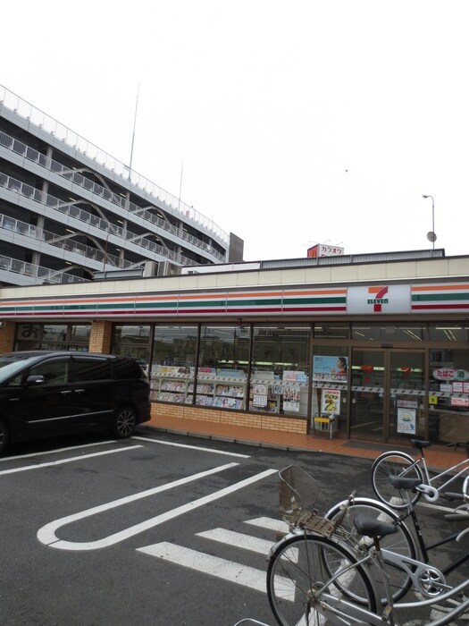 ｾﾌﾞﾝｲﾚﾌﾞﾝ東村山本町2丁目店(コンビニ)まで326m EG