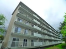 高津団地五街区１８棟（１０５）の外観