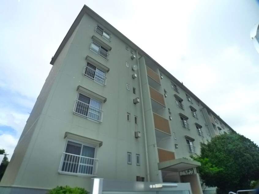 外観写真 高津団地五街区１８棟（１０５）