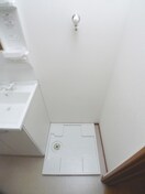 洗濯機置場 高津団地五街区１８棟（１０５）