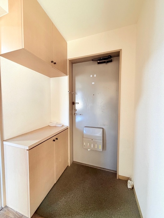 玄関 オークヒル領家