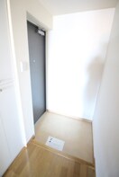 玄関 アンプル－ル　ベトン　相武台