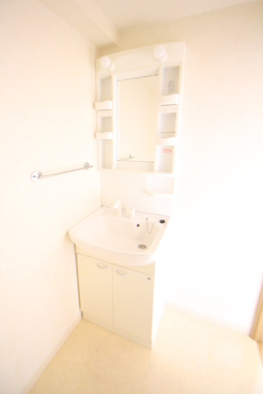 洗面 アンプル－ル　ベトン　相武台