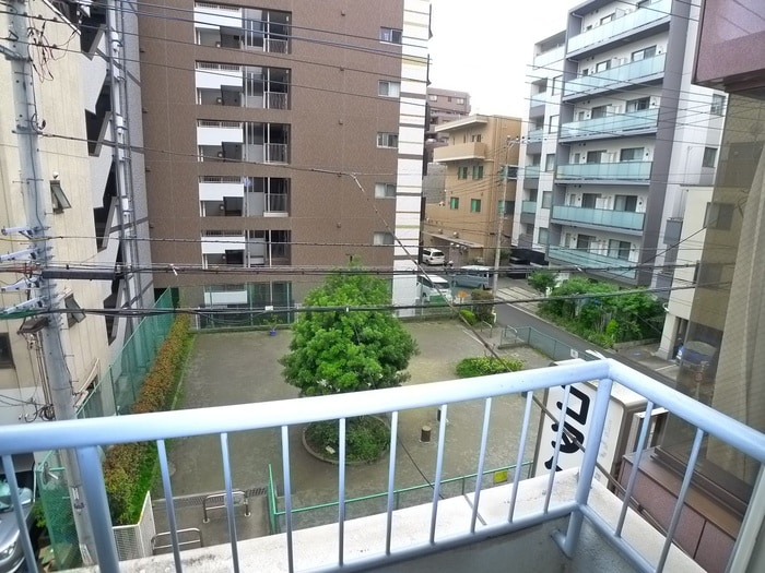 室内からの展望 第二大蔵ビル