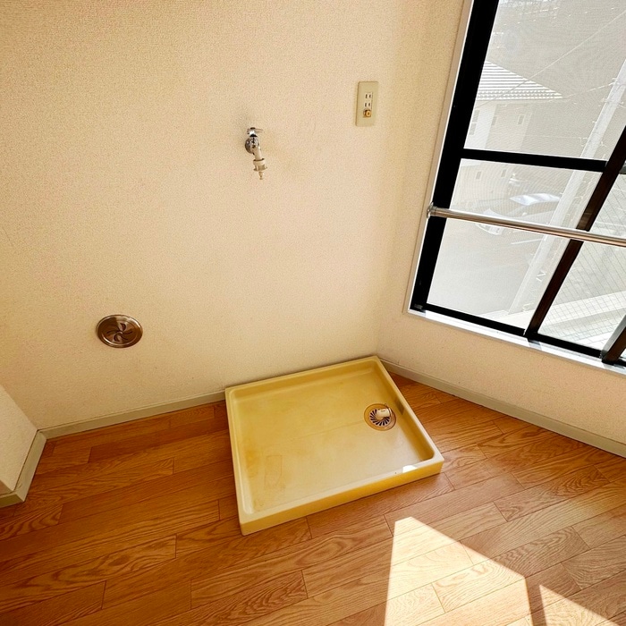 洗濯機置場 ＫＨＳ　東林間