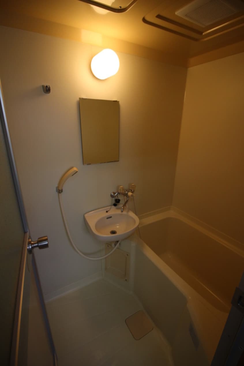 バス／シャワールーム等 プチモンド