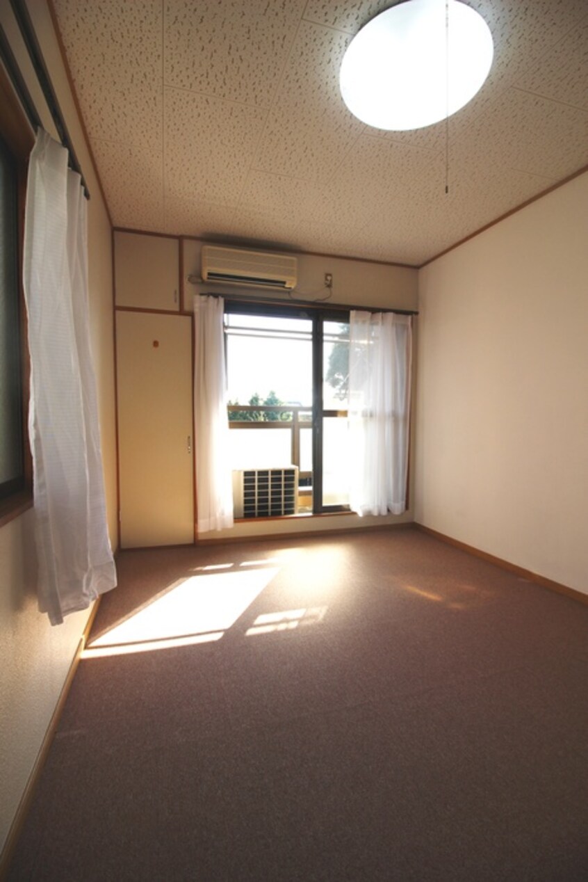 居室 プチモンド