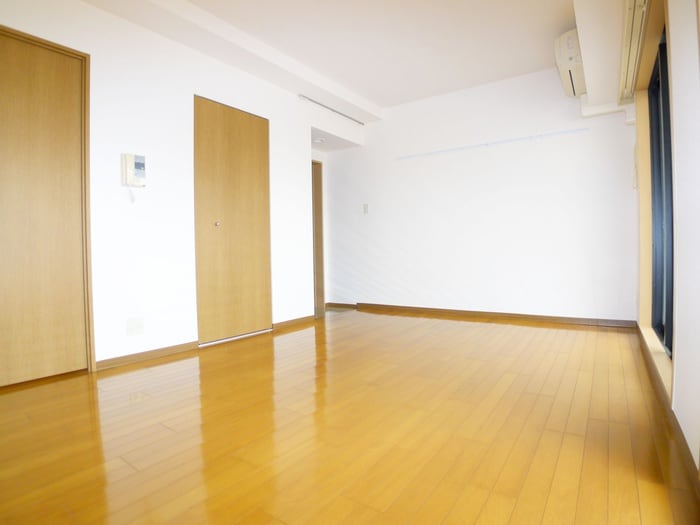 居室 新田町小川マンション