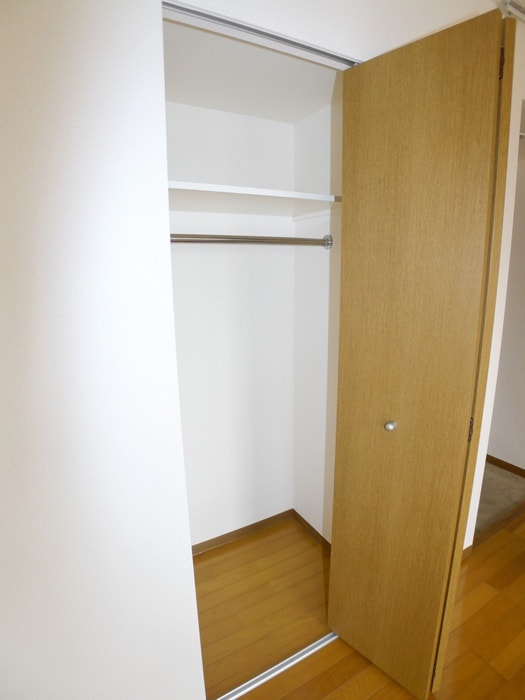 収納 新田町小川マンション