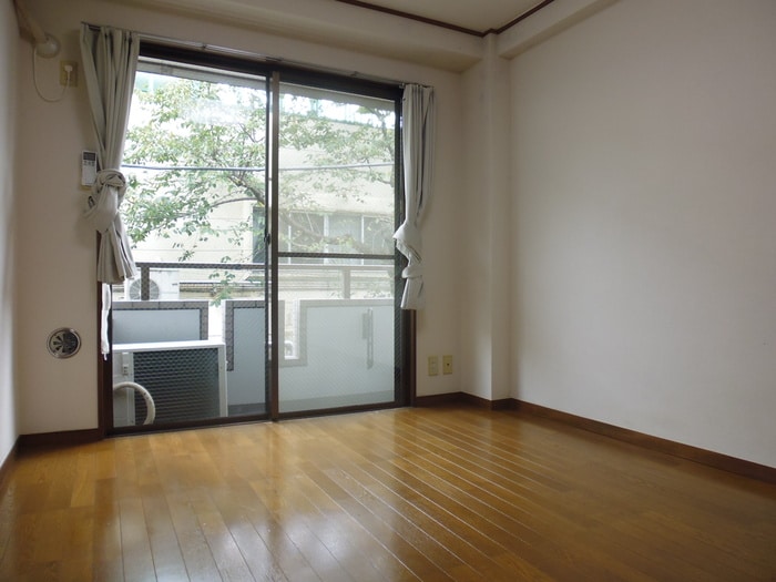 居室 サンパレス