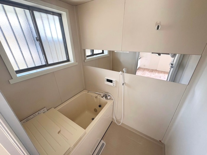 バス／シャワールーム等 アットヒガリン