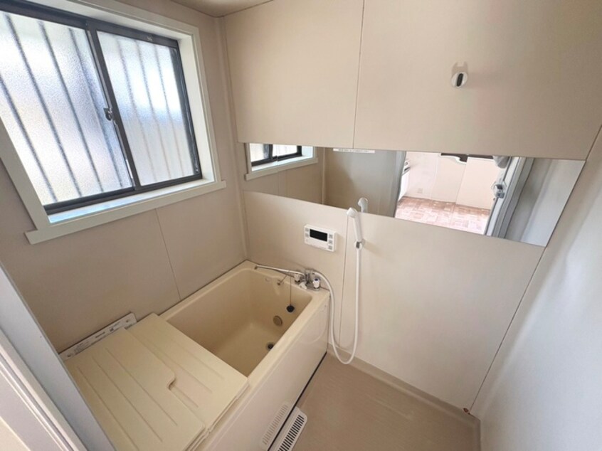 バス／シャワールーム等 アットヒガリン