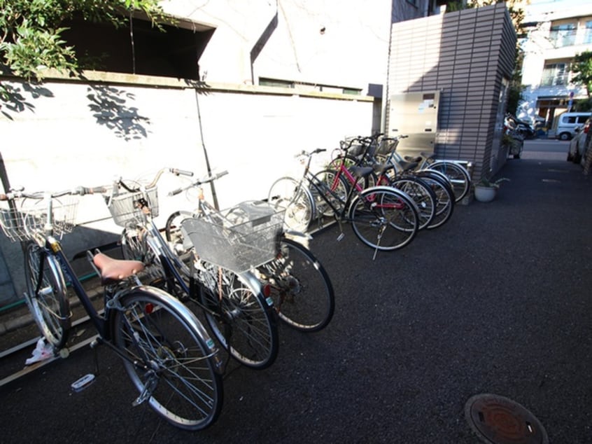 駐輪場 ウエスト　ポート