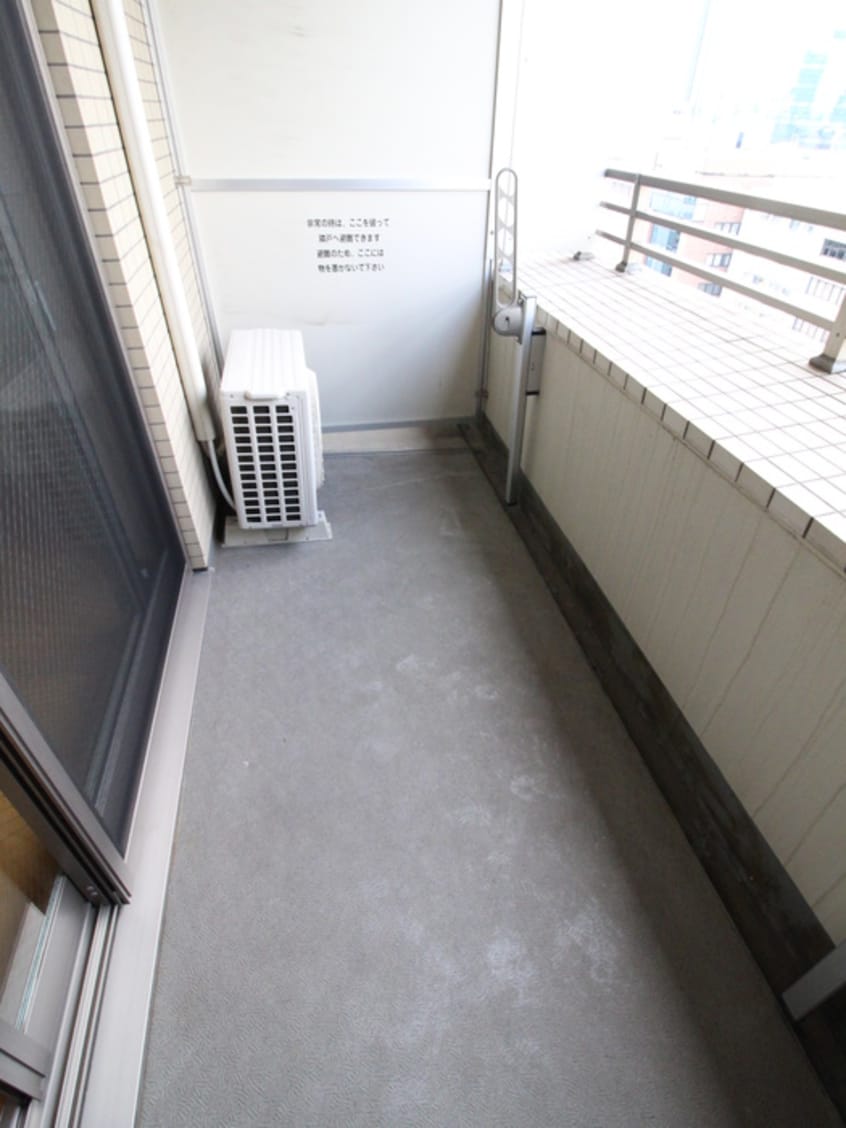 ベランダ・バルコニー クリアウォ－タ芝