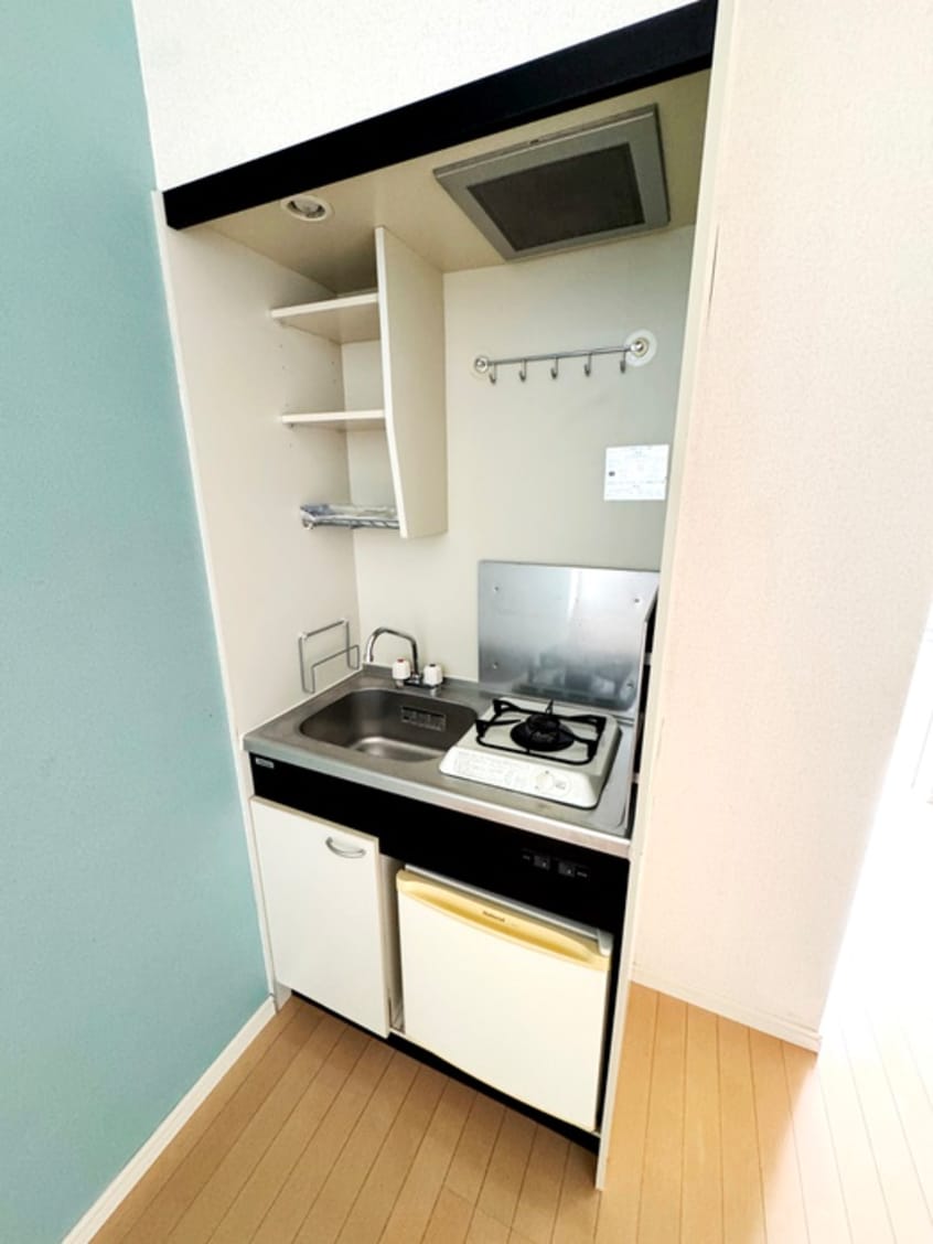 キッチン モンステラ港南Ａ