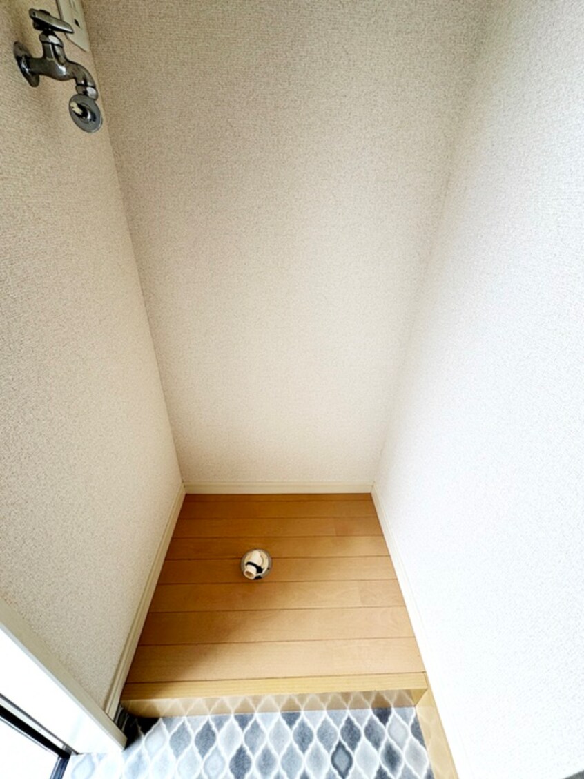 洗濯機置場 モンステラ港南Ａ