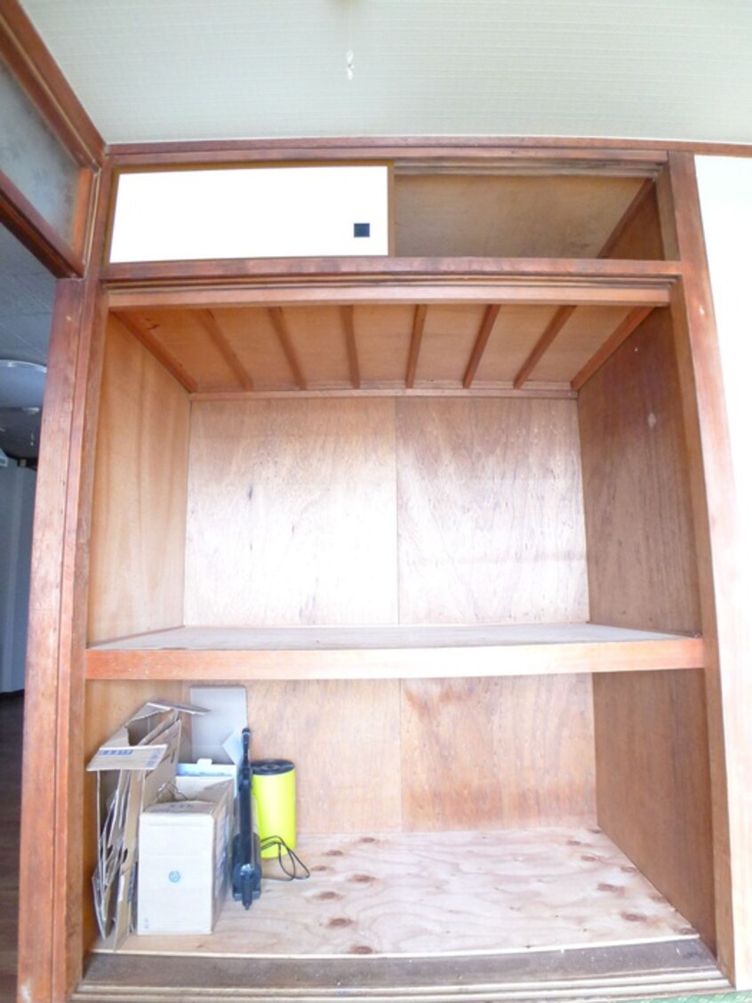 収納 小金原第５コーポラス（310)
