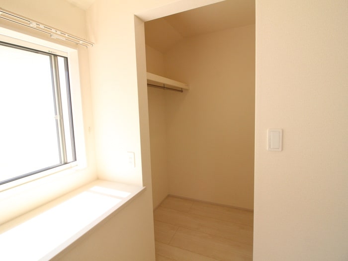 収納 BLOOMING MAISON草加市吉町5号棟