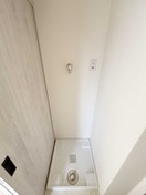 洗濯機置場 ﾗｲｵﾝｽﾞﾏﾝｼｮﾝ上野山下（４０２）
