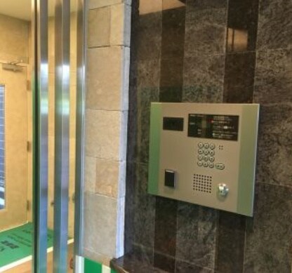 エントランス部分 リバーレ東新宿