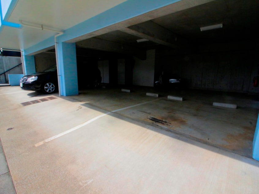 駐車場 ストックヒルズ