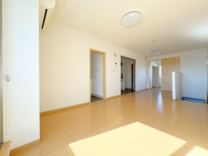 居室 オネスティ－ユ－セレノ