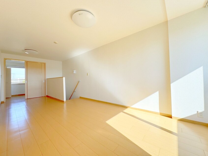 居室 オネスティ－ユ－セレノ