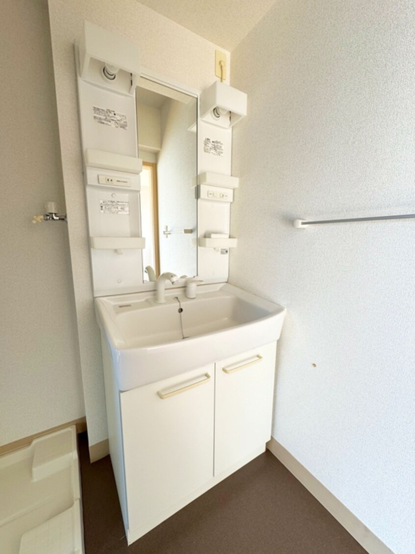 洗面 オネスティ－ユ－セレノ