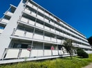 ビレッジハウス川井宿5号棟の外観