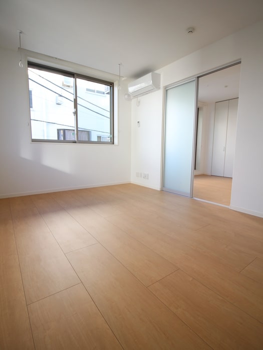 居室 ファヴォ－レ三軒茶屋