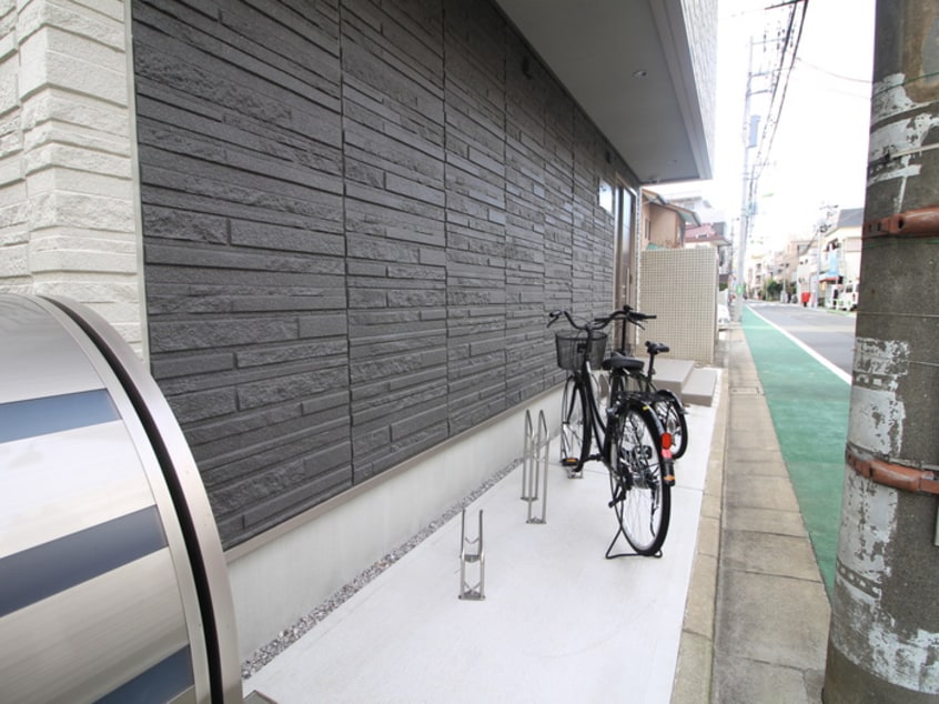 駐輪場 ファヴォ－レ三軒茶屋