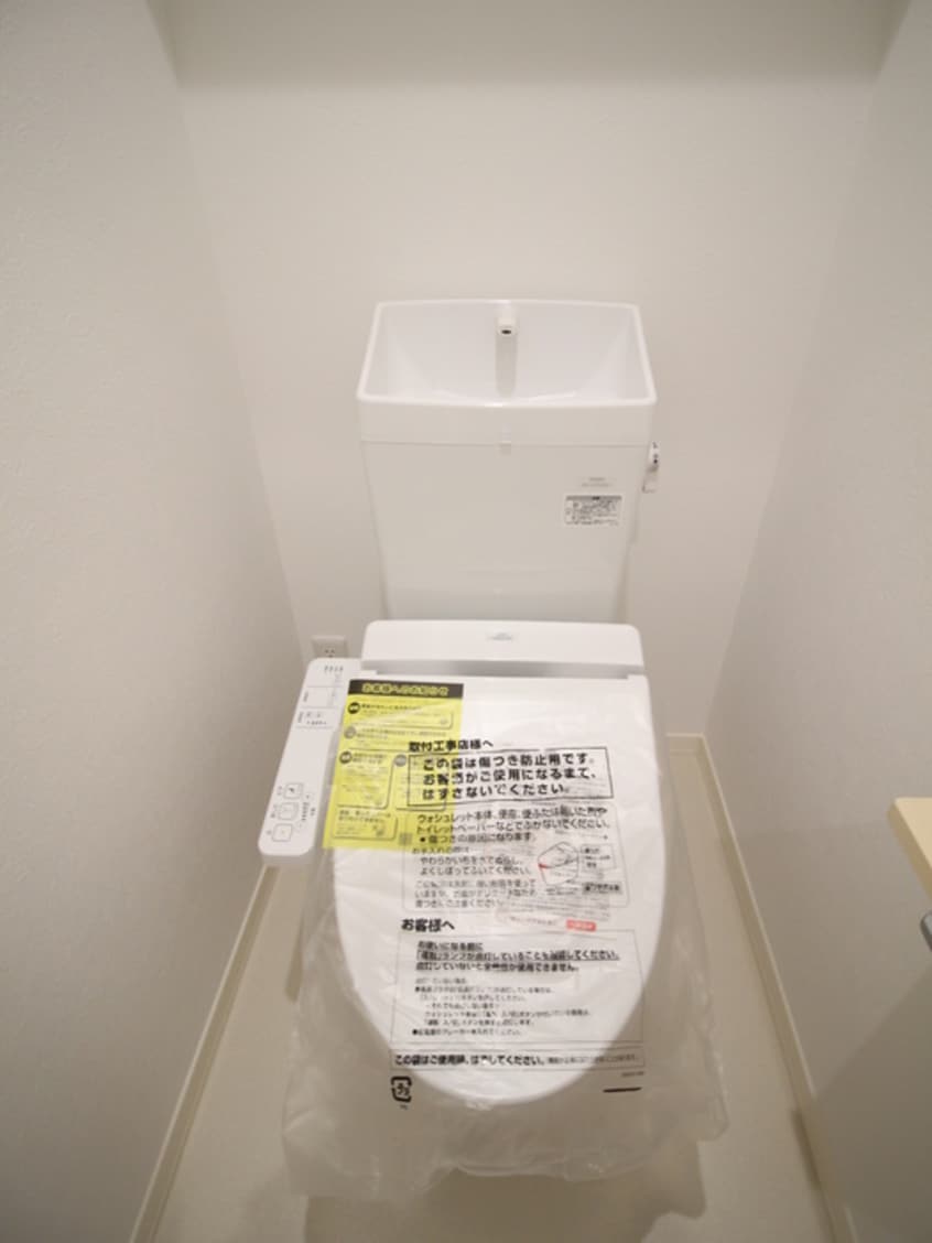 トイレ ファヴォ－レ三軒茶屋